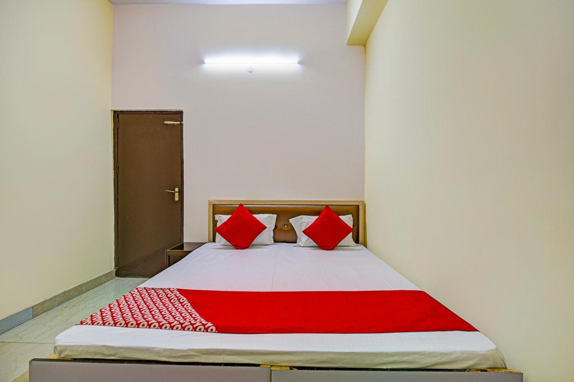 Hotel O Aj Star Hotel Faridabad Eksteriør billede