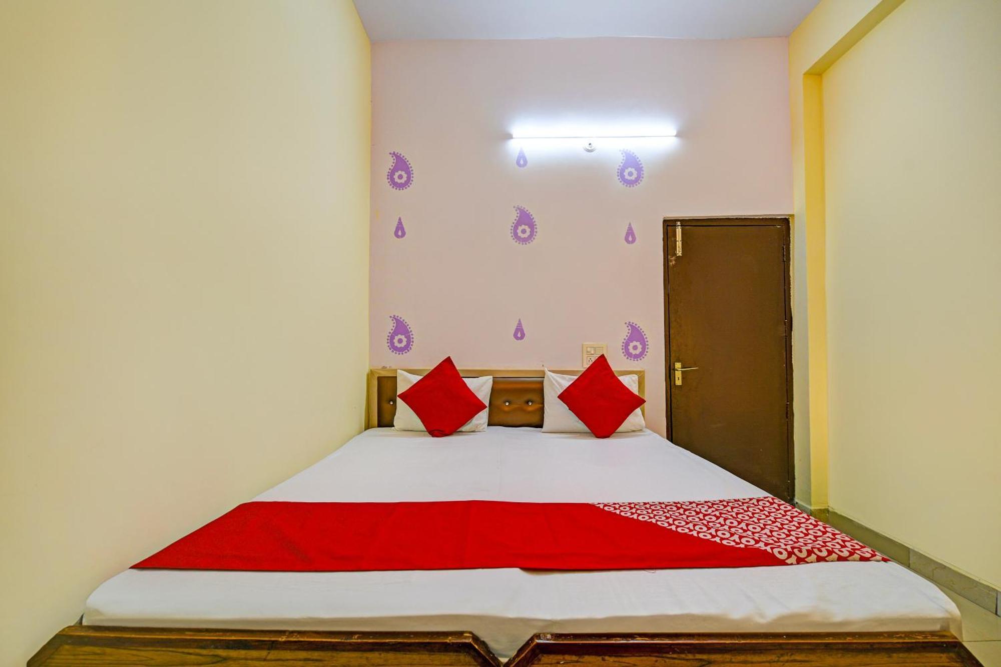 Hotel O Aj Star Hotel Faridabad Eksteriør billede