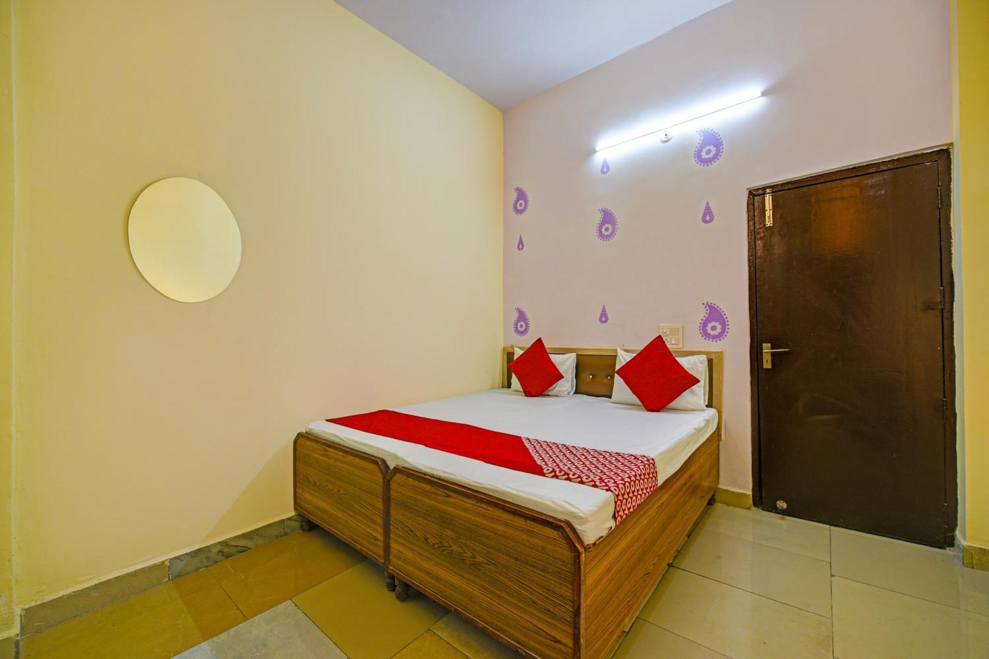 Hotel O Aj Star Hotel Faridabad Eksteriør billede